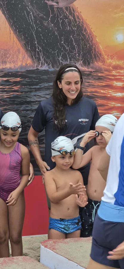 Gabi Roncato · atleta Speedo, com a família